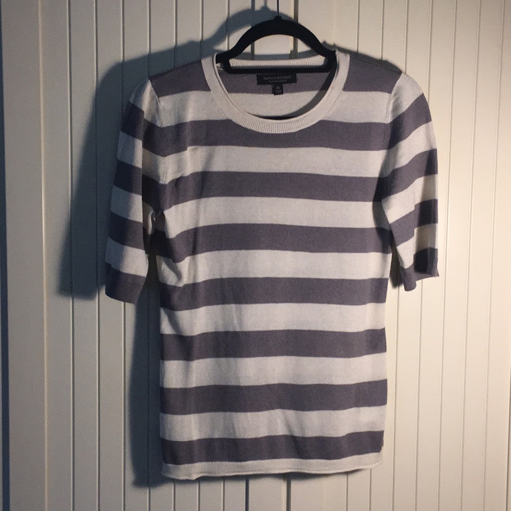 Banana Republic pullover